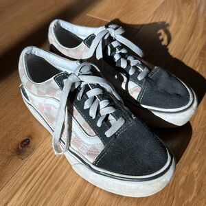 Platform pink and white checkered vans with black suede accents